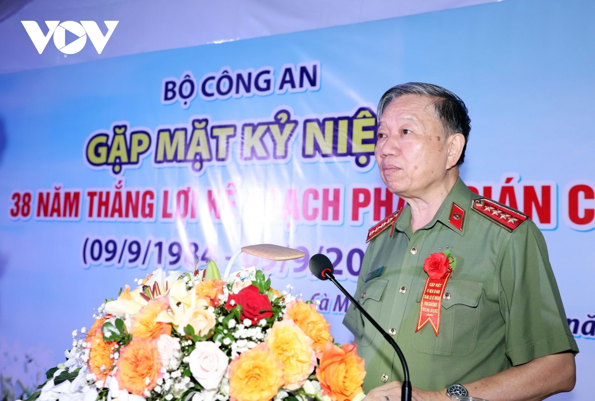 bo truong to lam du gap mat ky niem thang loi ke hoach phan gian cm12 hinh anh 1