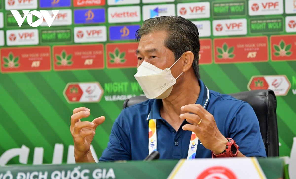 lò xay huấn luyện viên ở v-league 2022 bắt đầu hoạt động hình ảnh 1 lo xay huan luyen vien o v-league 2022 bat dau hoat dong hinh anh 1