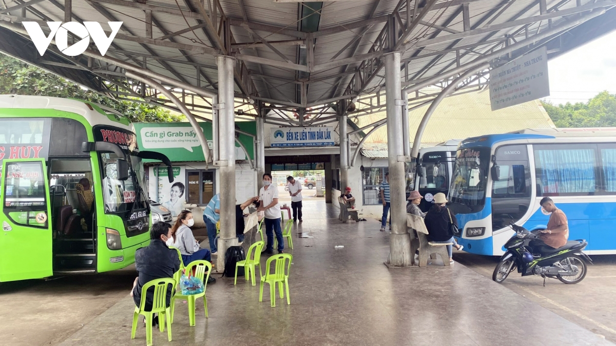 gia xang dau giam nhung cuoc van tai van neo cao hinh anh 2