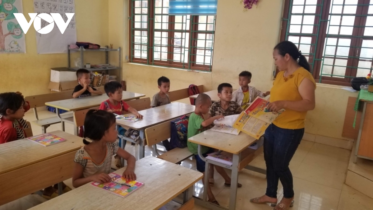 cao bang thieu nguon tuyen giao vien cho nam hoc moi hinh anh 1