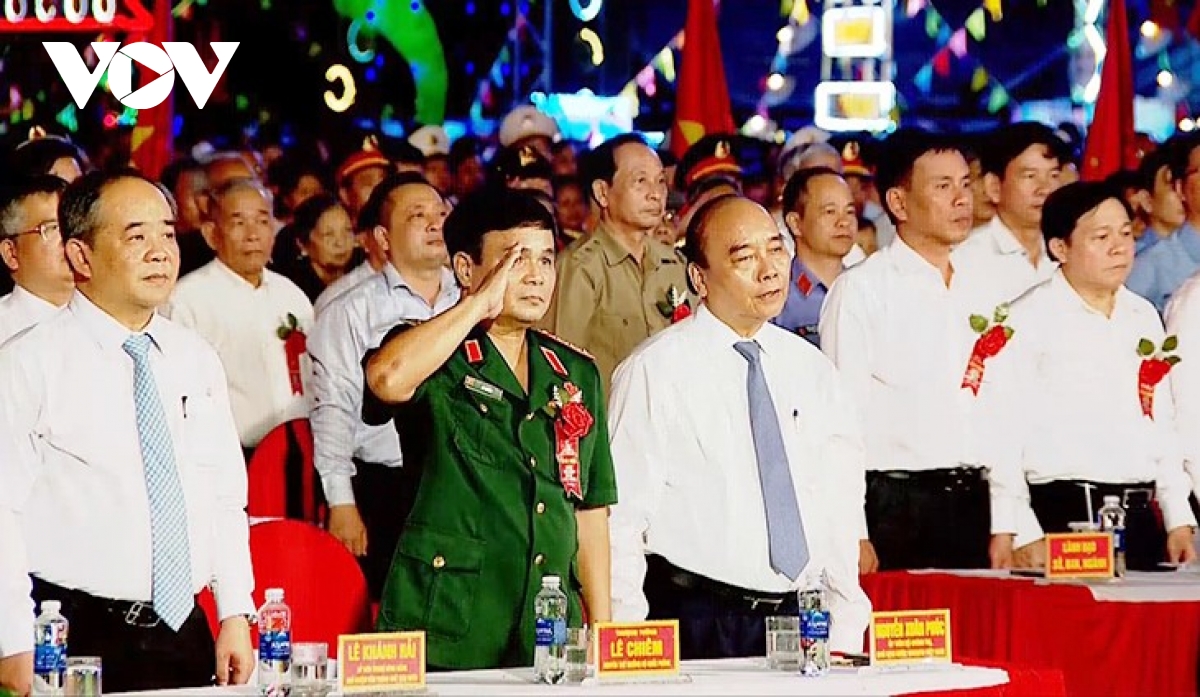 chu tich nuoc nguyen xuan phuc du le ky niem 50 nam chien thang cam doi hinh anh 1
