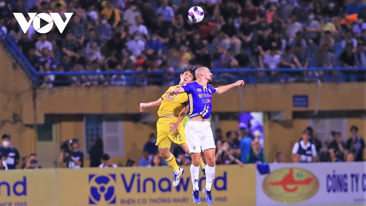 tru cot hagl bi treo gio o vong 13 v-league 2022 hinh anh 1