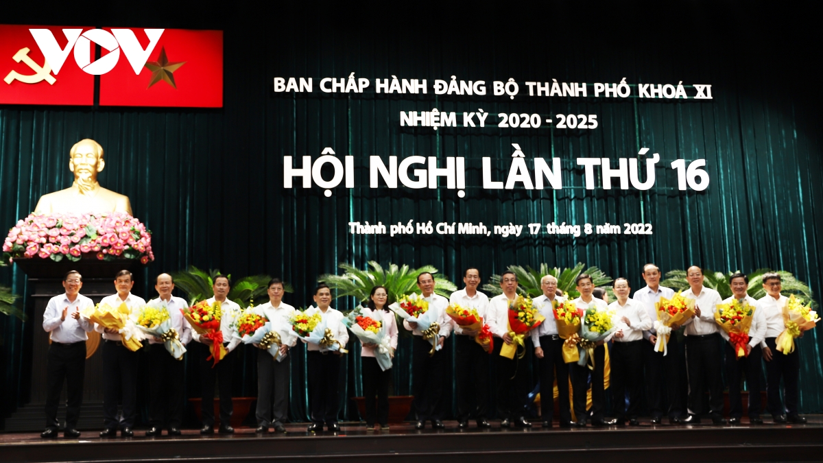 cong bo quyet dinh thanh lap ban chi dao phong chong tham nhung tieu cuc tp.hcm hinh anh 2