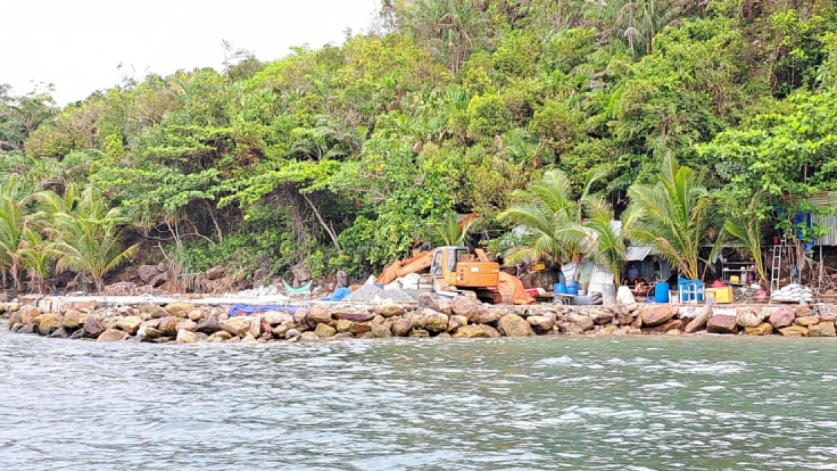 se xu ly nghiem nhieu cong trinh vi pham tren bien o phu quoc hinh anh 2