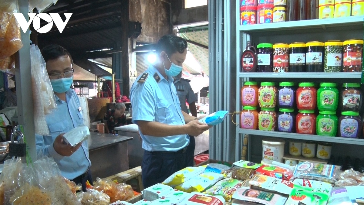 gia cac mat hang thiet yeu tai gia lai van chua ha nhiet hinh anh 3