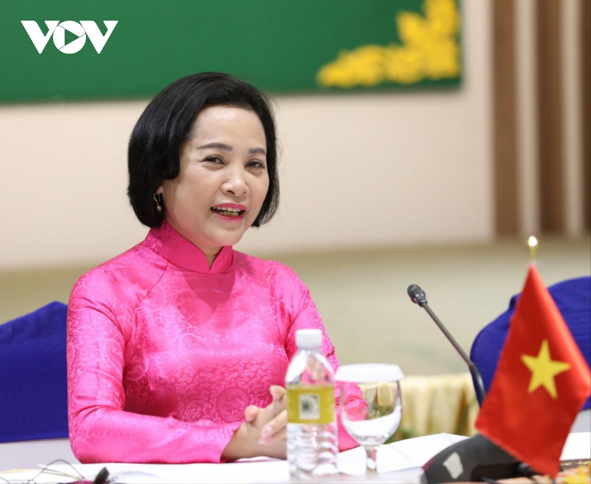 pho thu tuong men sam an moi quan he viet nam campuchia mai mai ben vung hinh anh 1