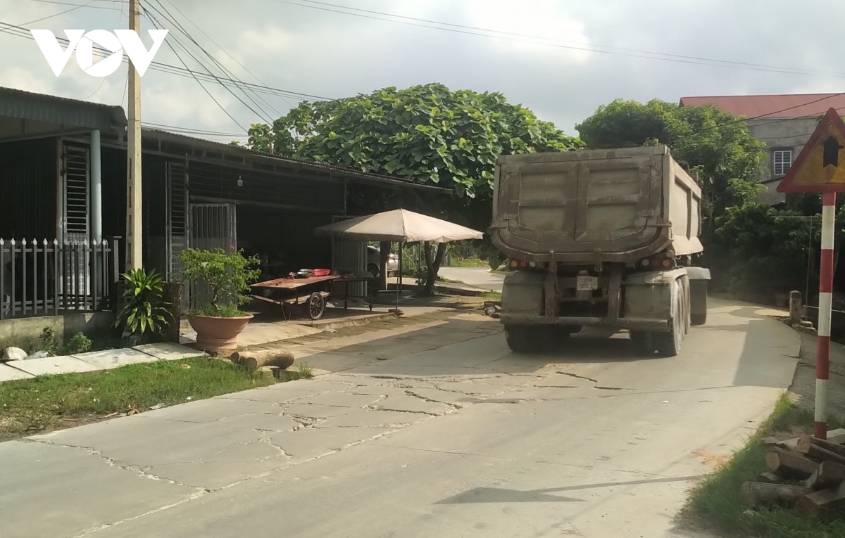 co quan chuc nang yen bai noi gi ve tinh lo 169 moi dua vao su dung da... vo nat hinh anh 2