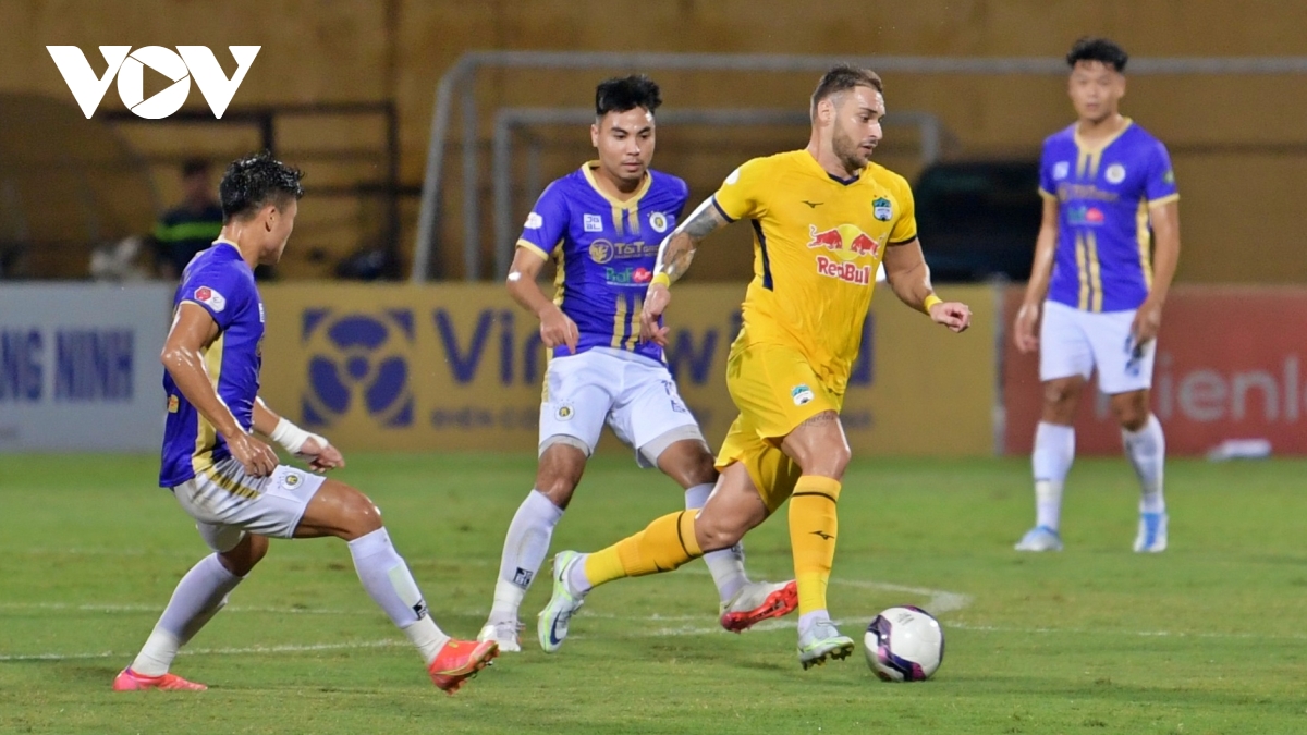 van quyet - tuan hai ruc sang, ha noi fc da bai hagl de cung co ngoi dau v-league hinh anh 13