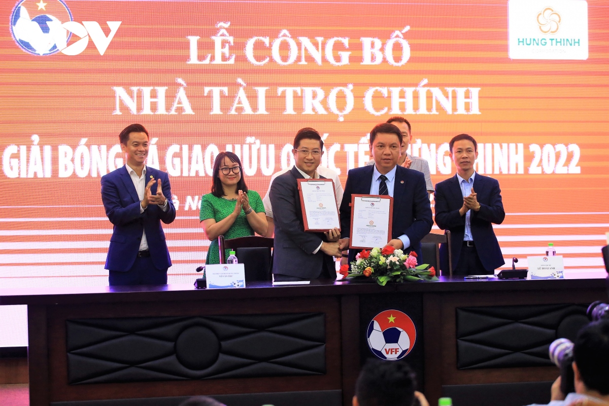 Doi vo dich giai giao huu quoc te duoc thuong 30.000 usd hinh anh 1