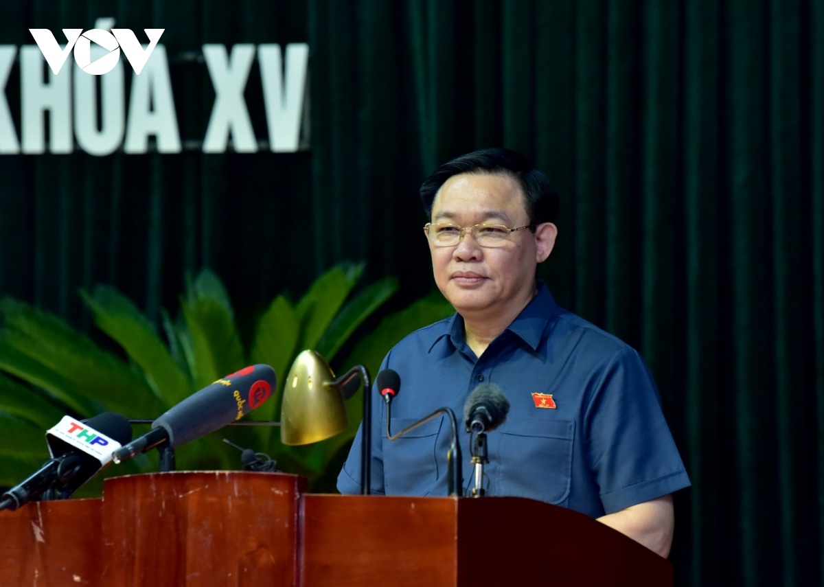 chu tich quoc hoi vuong Dinh hue tiep xuc cu tri tai hai phong hinh anh 1