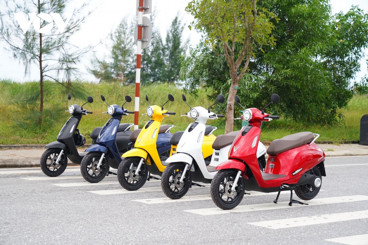can canh xe may dien vinfast evo200 gia 22 trieu dong hinh anh 1
