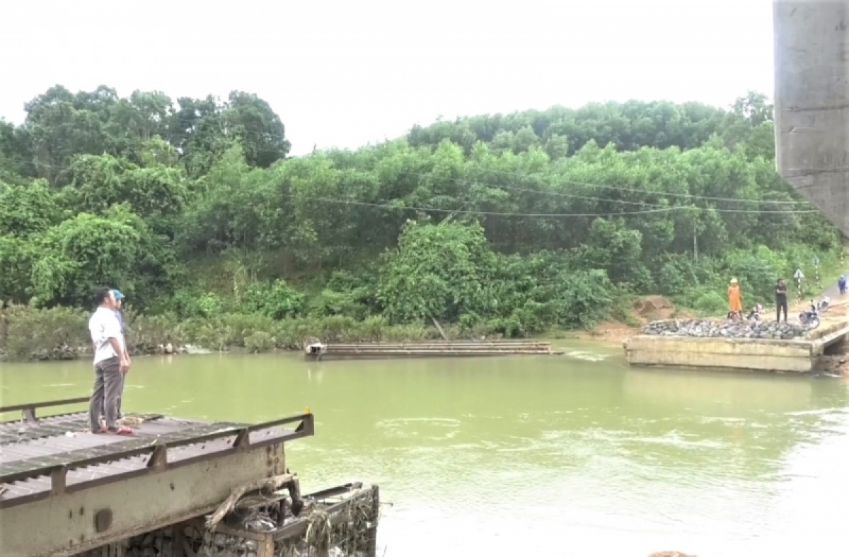 quang tri cau bi lu cuon troi, 6 thon bi co lap hinh anh 3