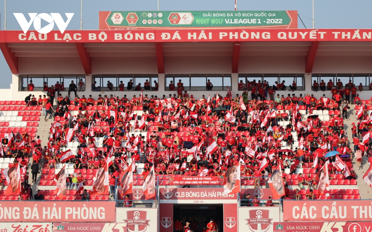 cDv hai phong nhuom do khan dai, chao lua lach tray nhan chim ha noi fc hinh anh 2