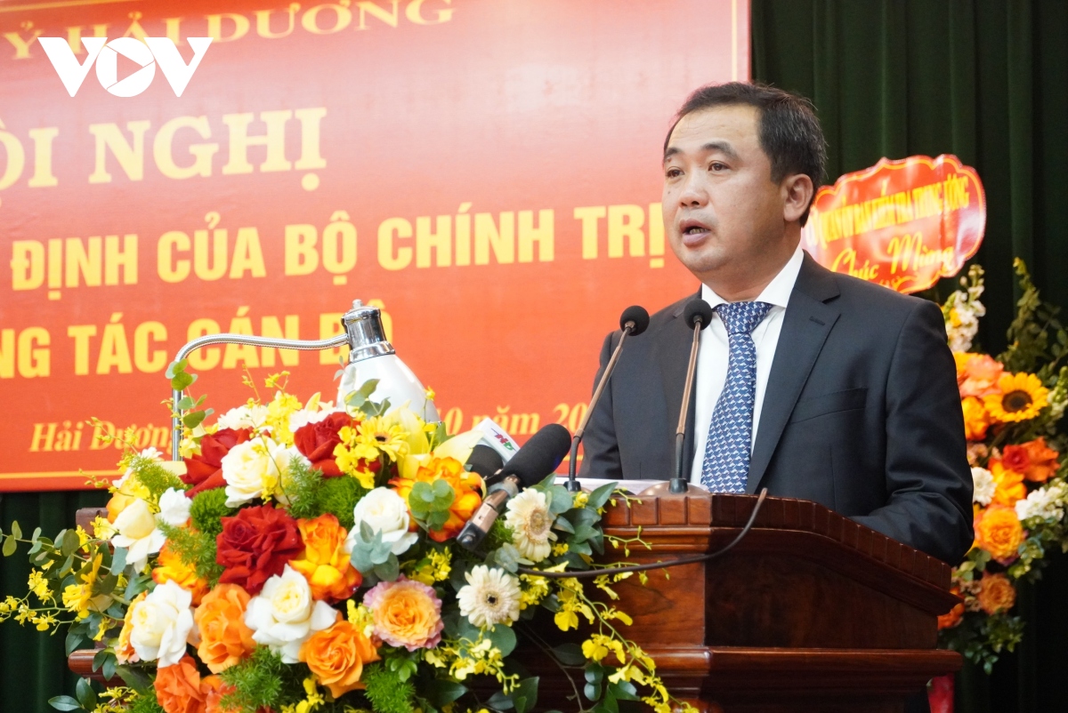 Ong tran Duc thang giu chuc bi thu tinh uy hai duong hinh anh 2