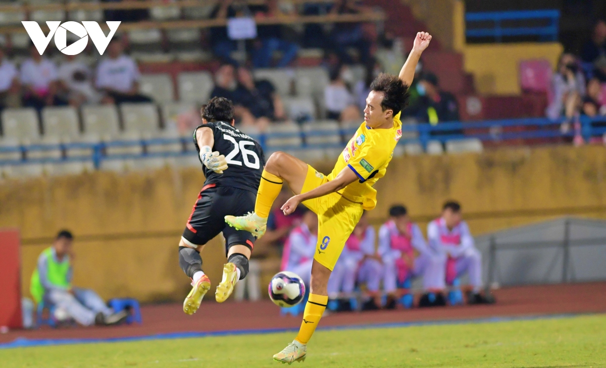 van toan dau don khi hagl 7 tran lien khong thang o v-league 2022 hinh anh 6