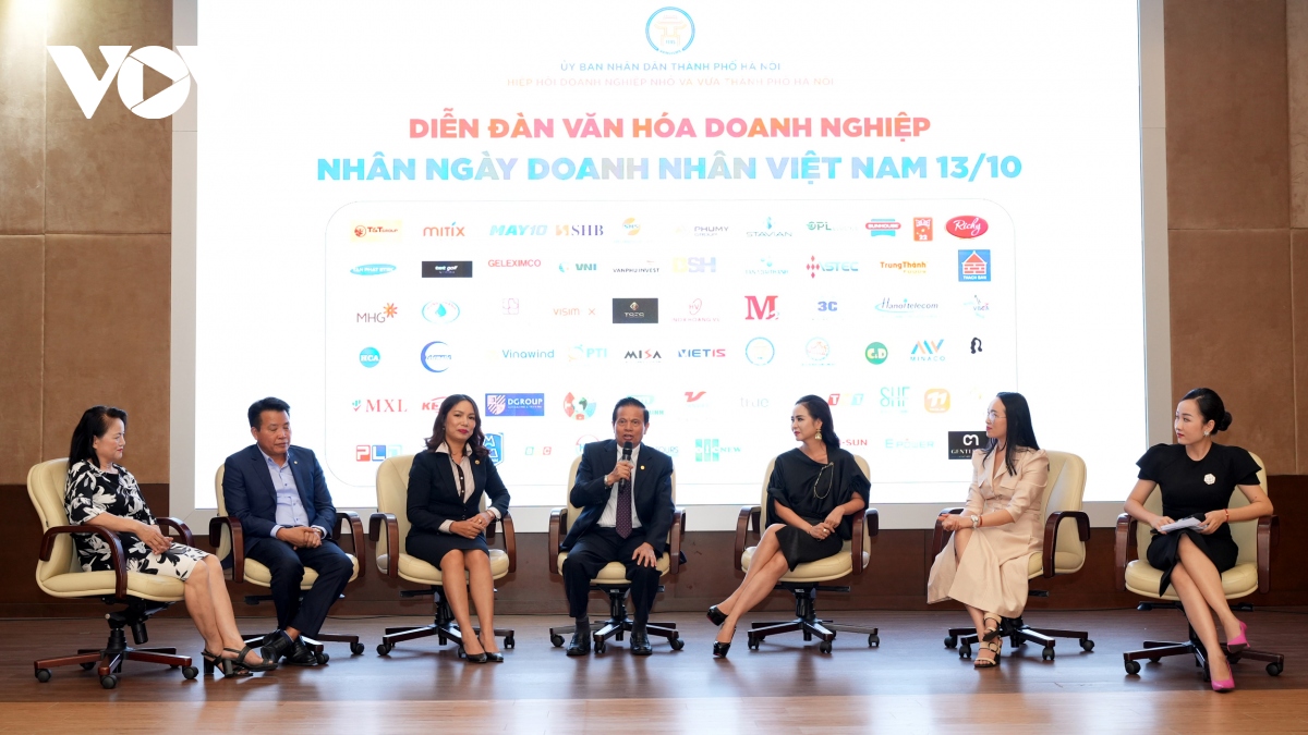 ha noi ton vinh gan 200 doanh nghiep, doanh nhan thang long 2022 hinh anh 2