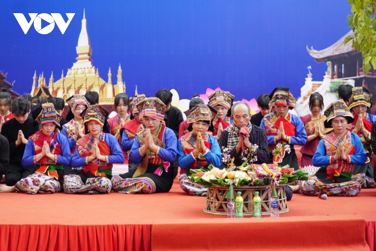 Dac sac khong gian van hoa viet nam - lao tai Dien bien hinh anh 5