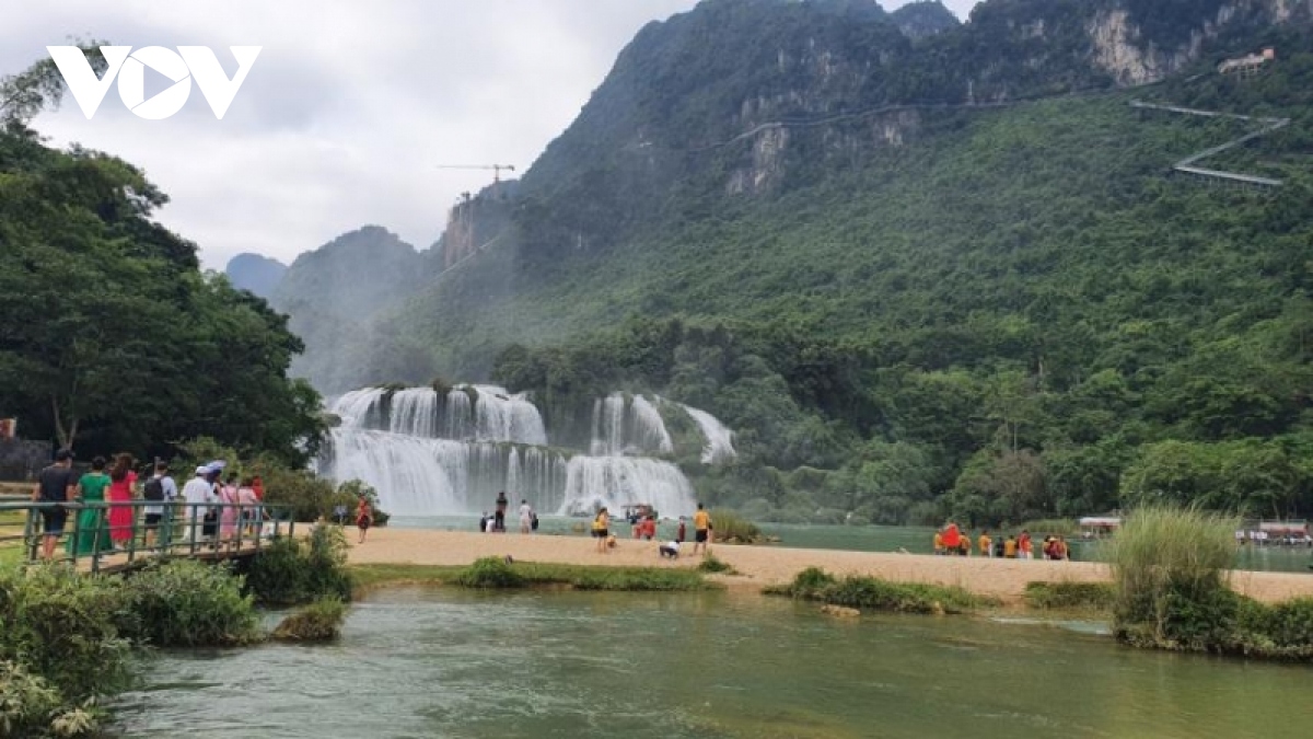 du lich cao bang khoi sac sau covid-19 hinh anh 1
