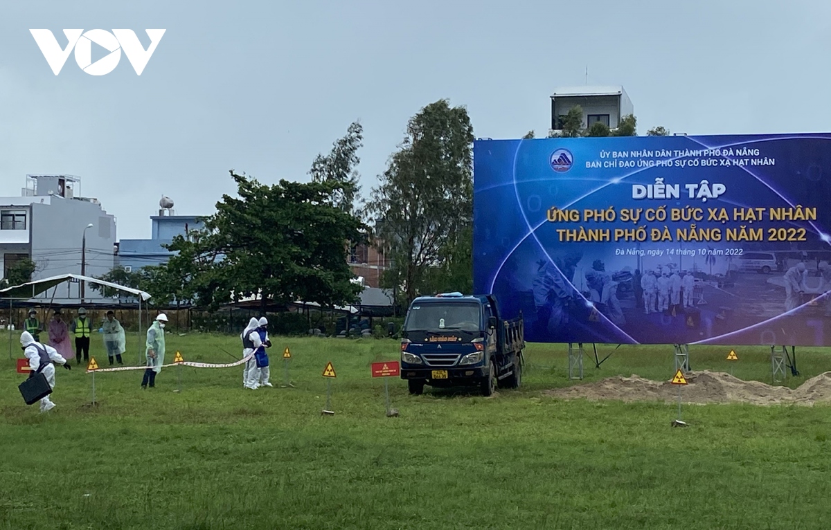 Da nang dien tap san sang ung pho su co buc xa, hat nhan hinh anh 1
