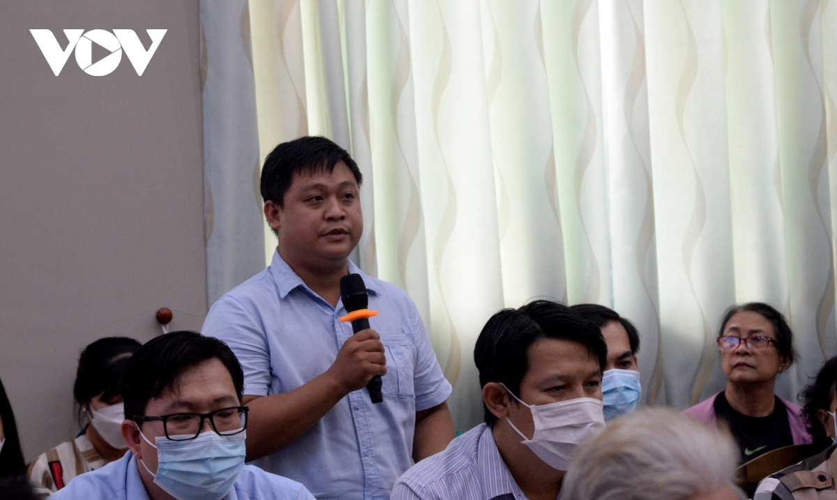 chu tich tp.hcm Dieu hanh xang dau phai khong tao cu soc khi dieu chinh gia hinh anh 2