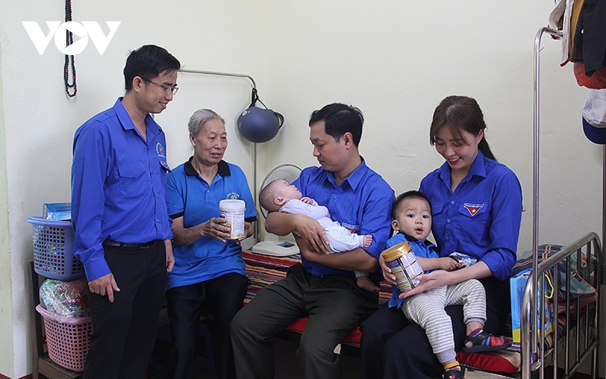 tuyen duong 42 can bo, cong chuc, vien chuc tre gioi tieu bieu ca nuoc hinh anh 2