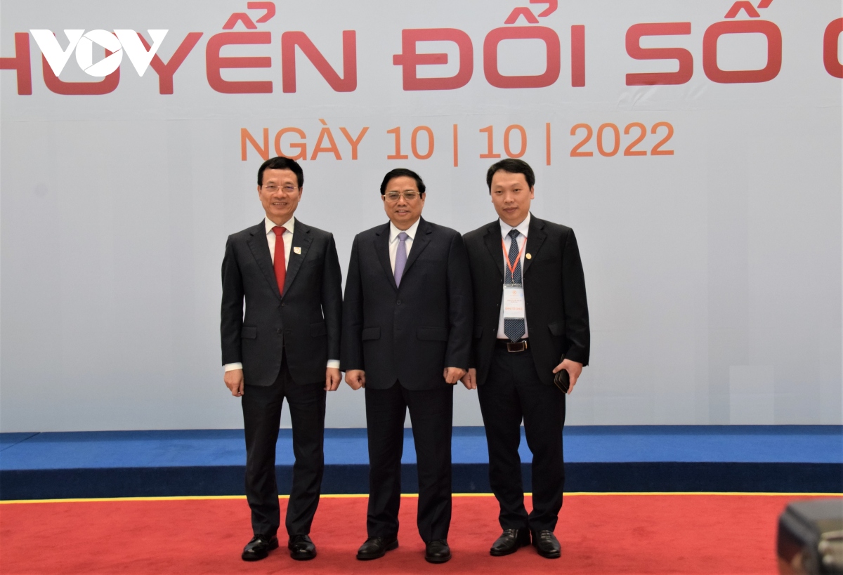 thu tuong pham minh chinh du ngay chuyen doi so quoc gia nam 2022 hinh anh 1