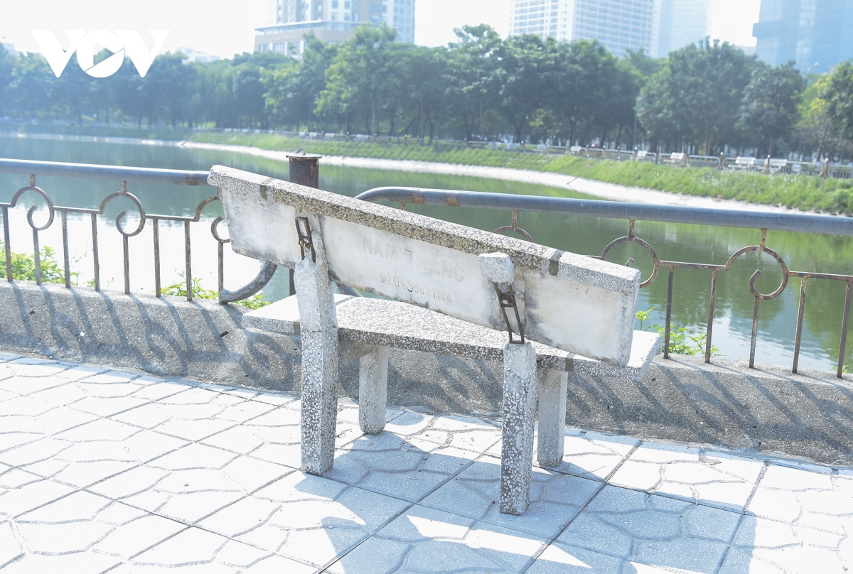 cong vien o cau giay xuong cap, nguoi dan e de khi vui choi, the duc the thao hinh anh 10