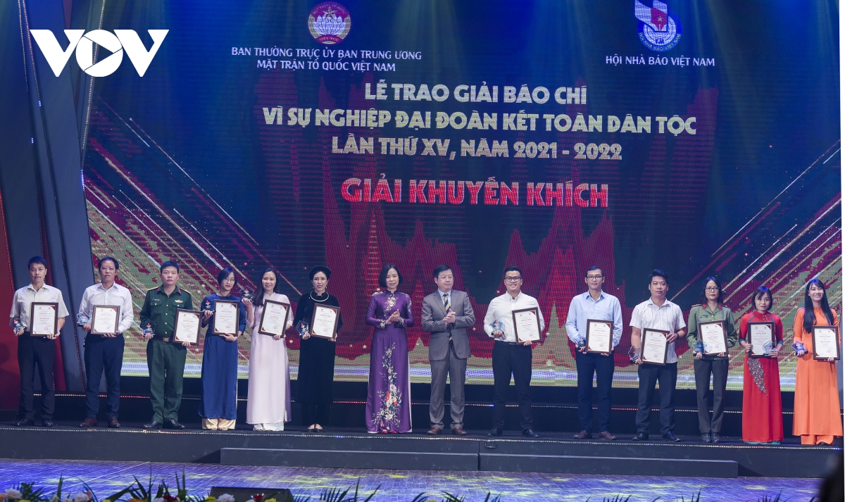 vov doat giai a giai bao chi vi su nghiep Dai doan ket toan dan toc lan thu xv hinh anh 9