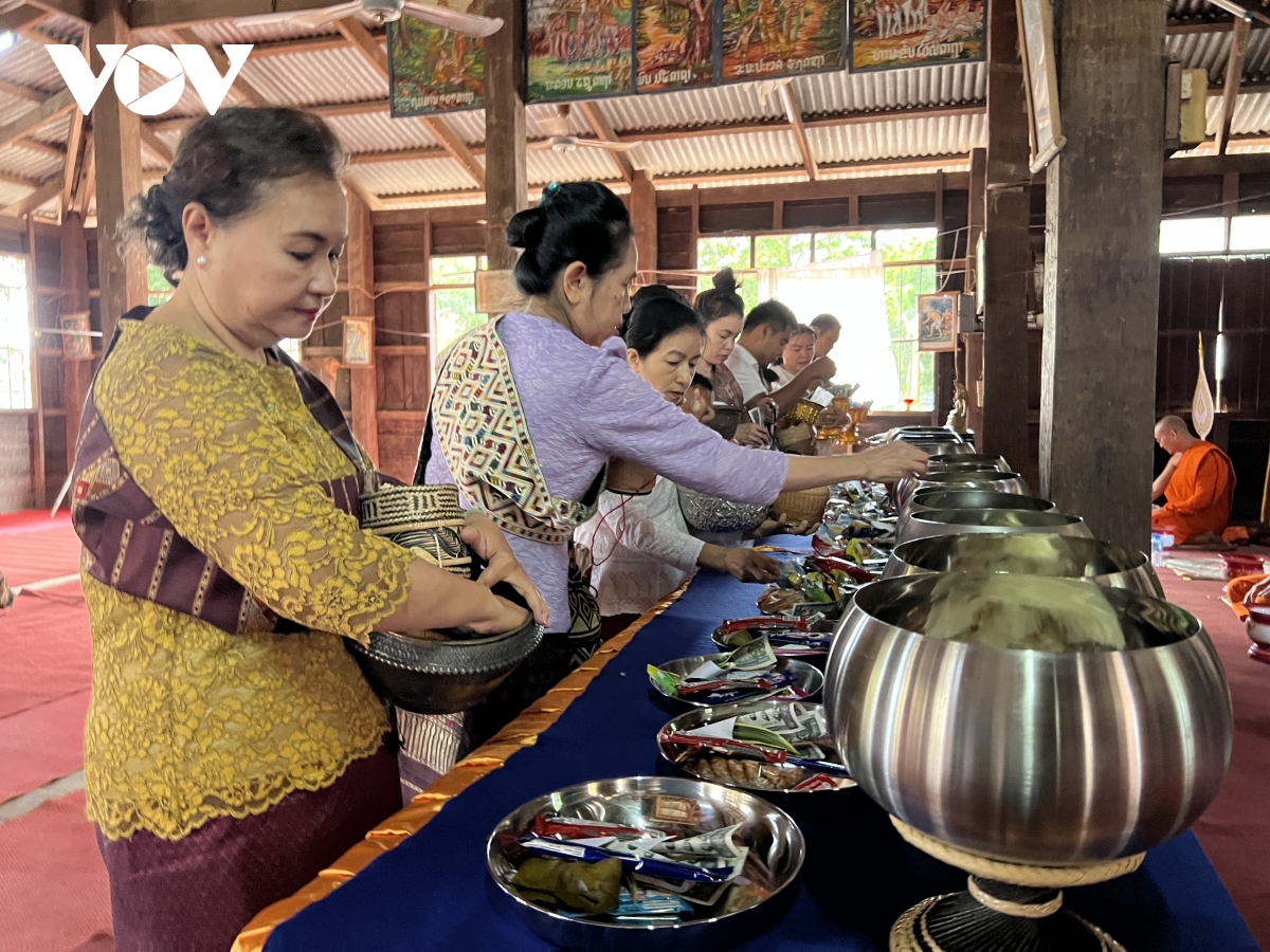 le hoi okphansa - net dep van hoa cua dat nuoc trieu voi hinh anh 1