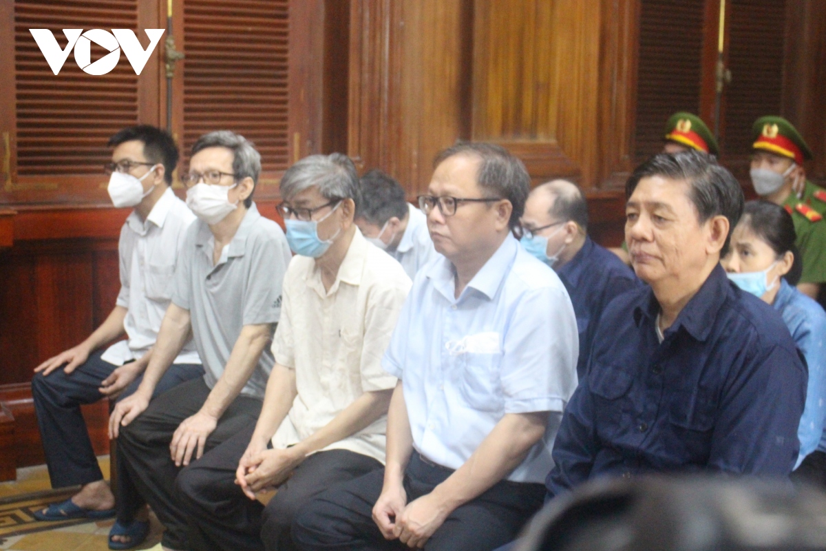 bi cao tat thanh cang bi phat 6 nam tu vu ban re du an phuoc kien hinh anh 2