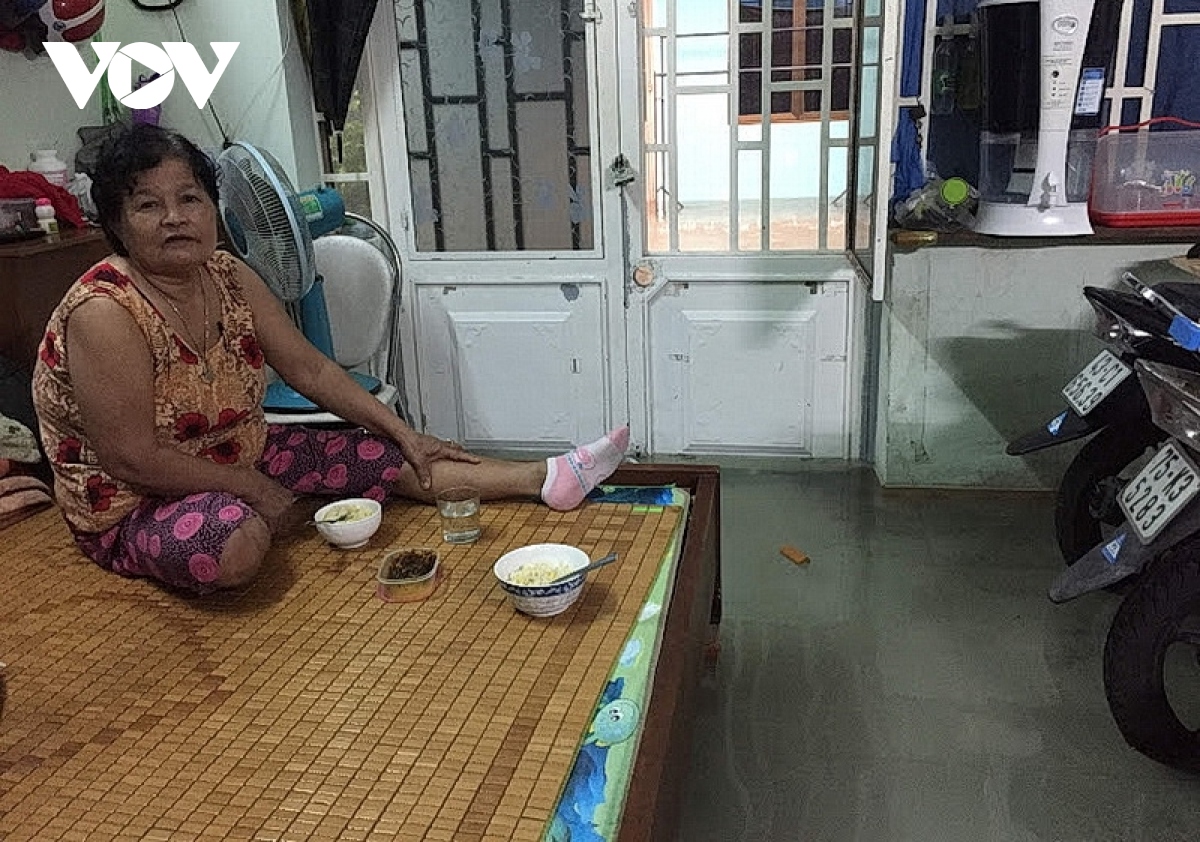 nguoi dan hoa an, tp. Da nang trong cho du an thoat nuoc hoan thanh de thoat canh ngap khi mua hinh anh 3