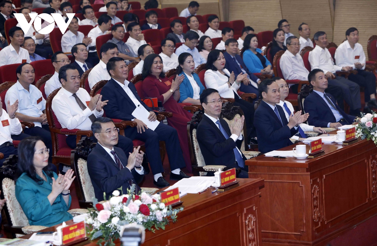 Ong vo van thuong du hoi nghi toan quoc cong tac van phong tinh uy, thanh uy hinh anh 2