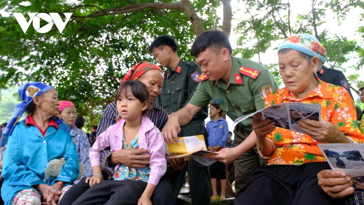 cao bang ngan chan nhieu vu vuot bien trai phep de tim viec nhe luong cao hinh anh 1