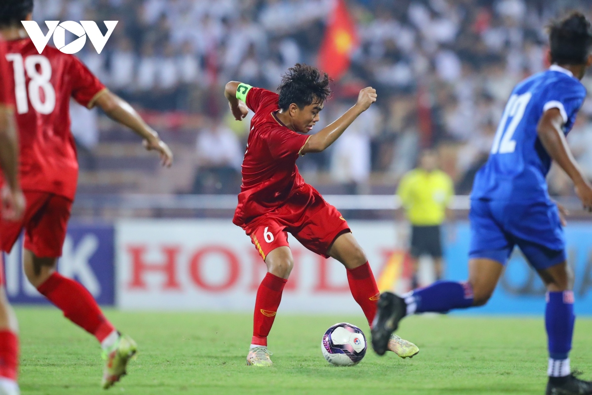 truc tiep u17 viet nam 3-0 u17 thai lan Doi khach vung len hinh anh 3