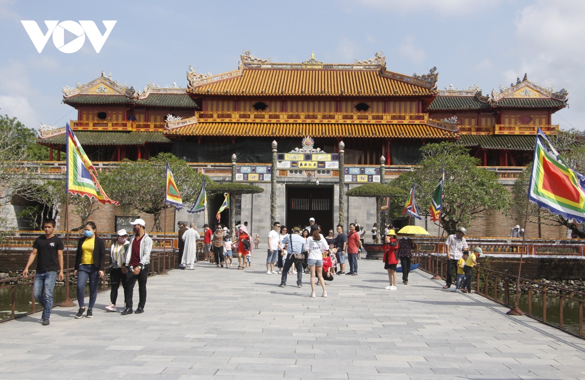 hon 65 ty dong tu bo, ton tao va phuc hoi di tich van mieu tai thua thien hue hinh anh 1