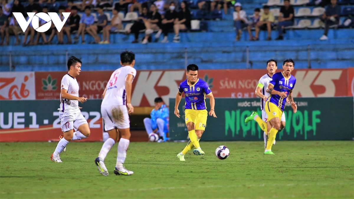 lucao lap cu dup trong 6 phut, ha noi fc vui dap binh duong o san hang Day hinh anh 1