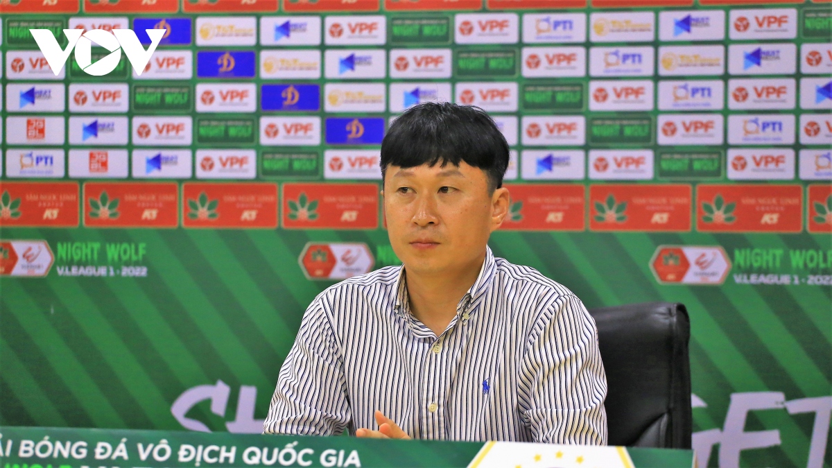 hlv ha noi fc khong quan tam den ket qua cua hagl hay binh Dinh hinh anh 1