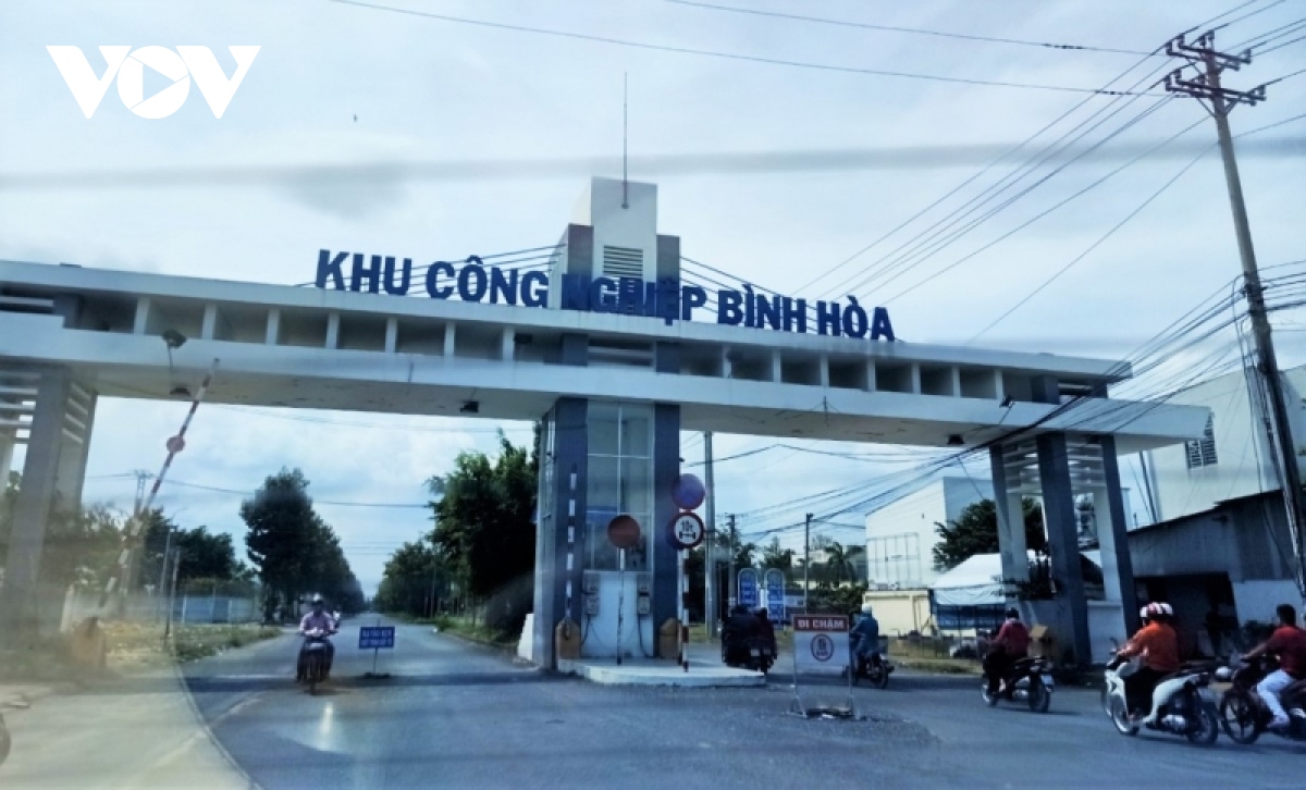 hang ngan cong nhan tai an giang mat viec truoc tet hinh anh 4