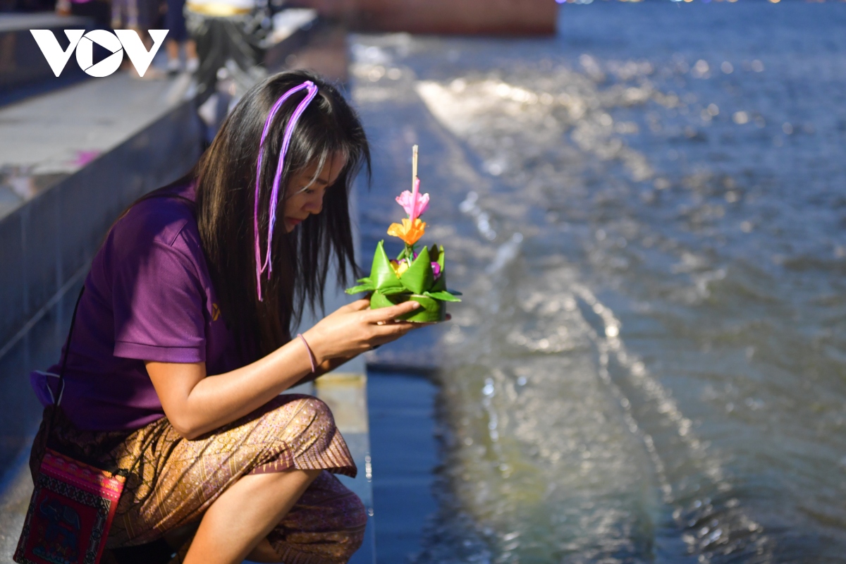 nghi le ta on nu than nuoc tai thai lan hinh anh 11