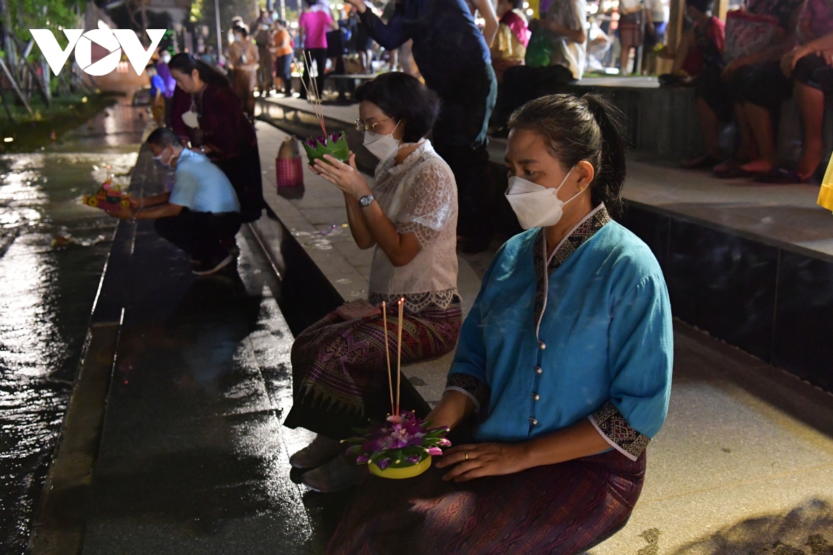 nghi le ta on nu than nuoc tai thai lan hinh anh 9