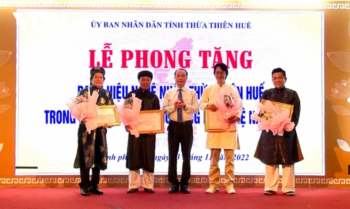 phong tang 4 nghe nhan trong linh vuc thu cong my nghe hinh anh 1