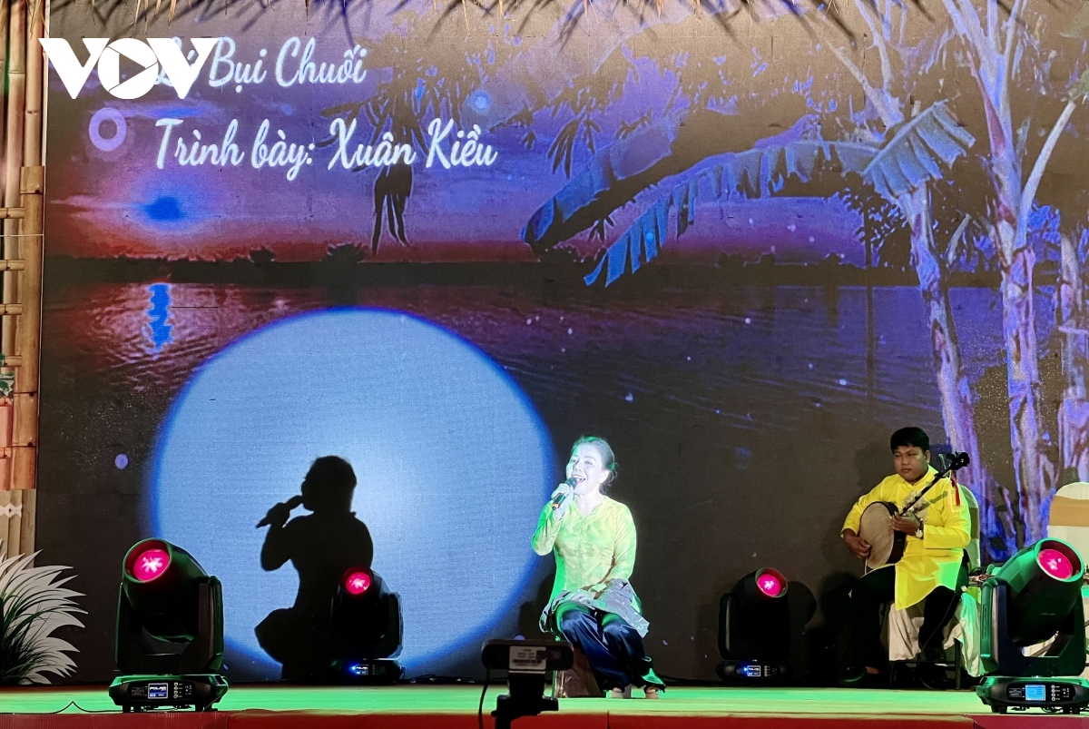 dan ca nam bo - mon an tinh than yeu thich cua nghe si va nguoi dan hinh anh 4