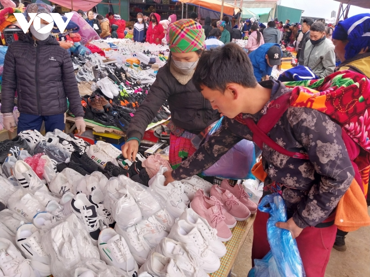 kho xu ly hang gia, kem chat luong tai cho phien hinh anh 2