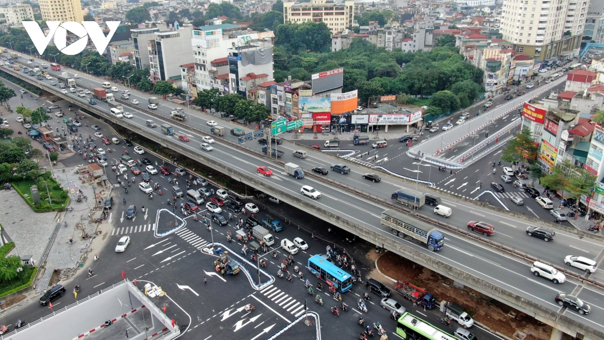 ha noi cong bo 10 su kien noi bat, kinh te phuc hoi la diem sang cua thu do nam 2022 hinh anh 2