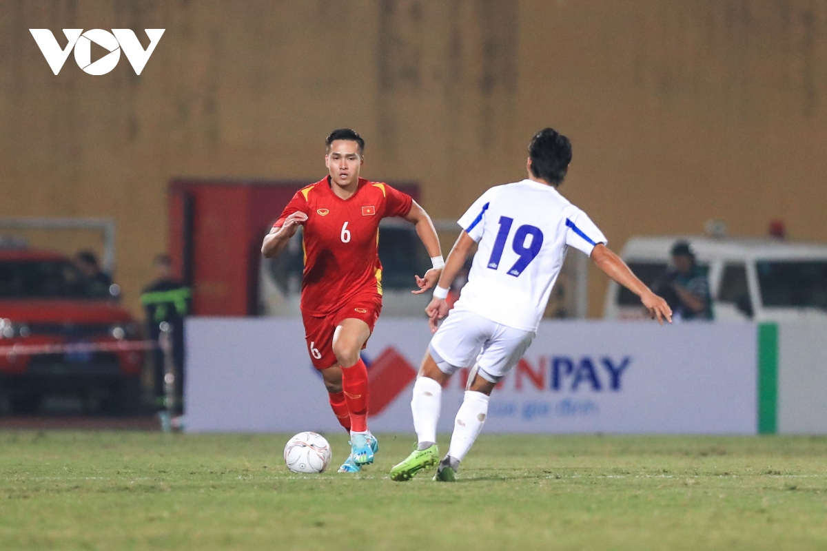 toan canh Dt viet nam chay da cho aff cup 2022 bang tran thang philippines hinh anh 5