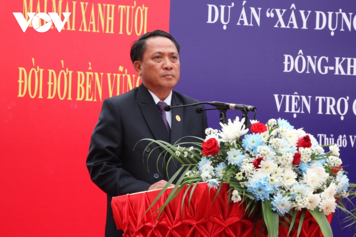 khanh thanh giai doan 3 hoc vien kinh te-tai chinh Dong kham xang, lao hinh anh 1