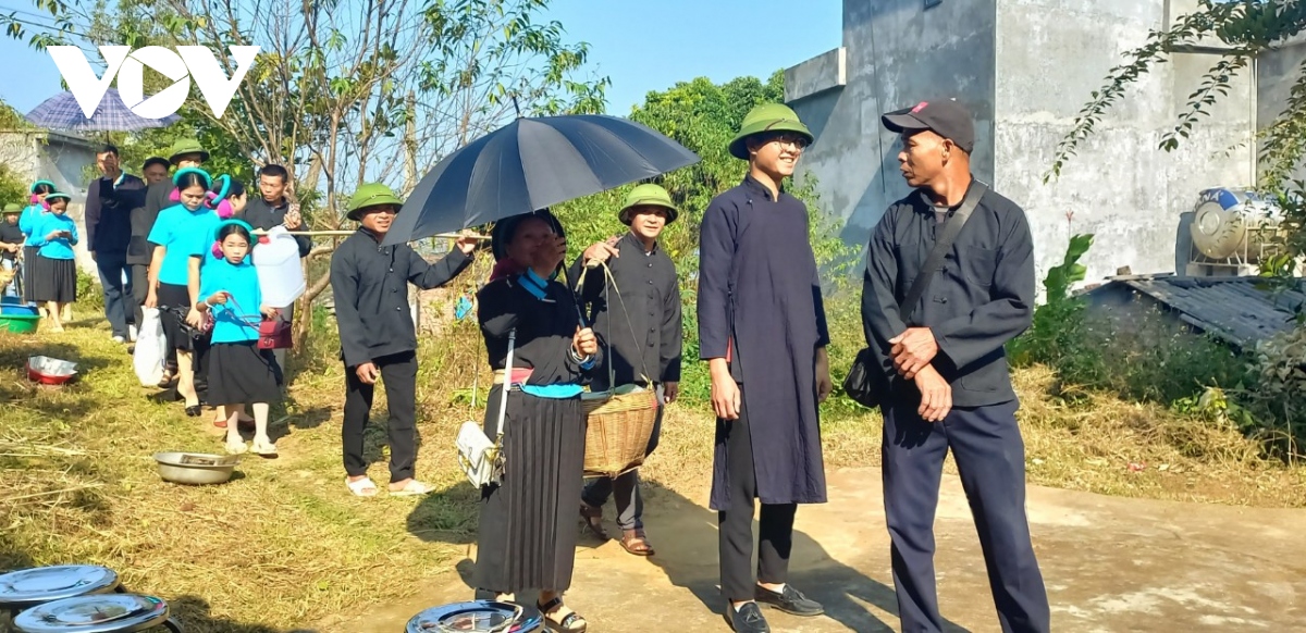 Doc dao le cuoi cua nguoi san chi hinh anh 2