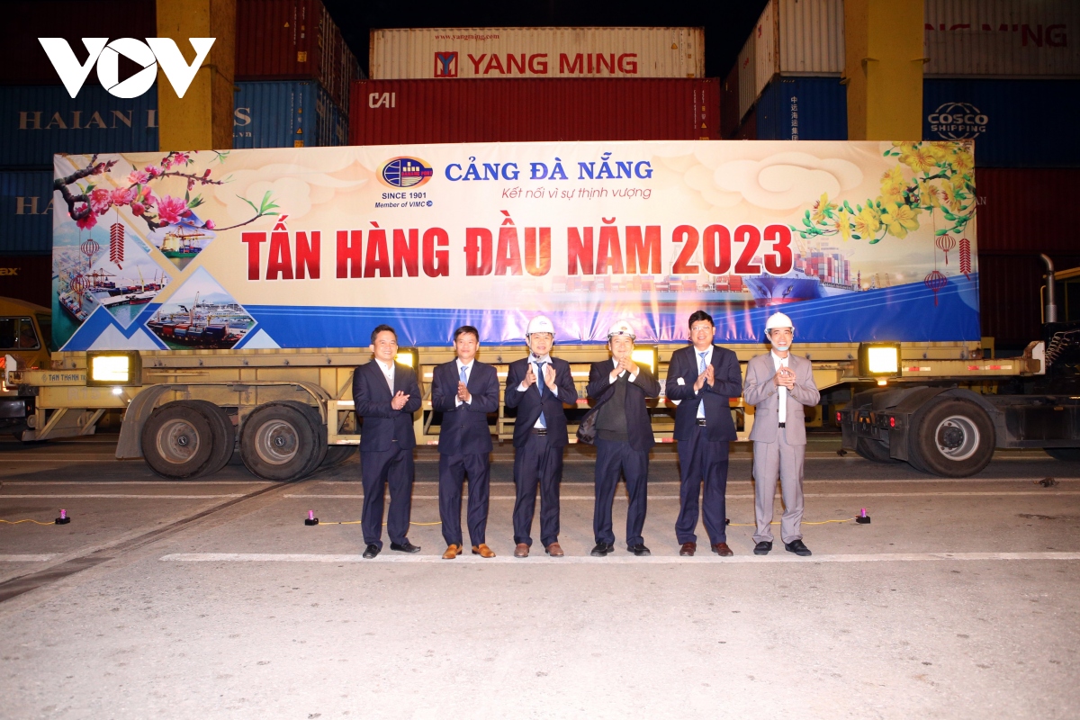 cang Da nang don tan hang dau tien nam 2023 hinh anh 1