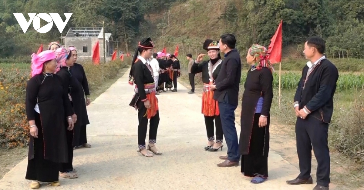 xuan hanh phuc o vung cao yen bai hinh anh 1