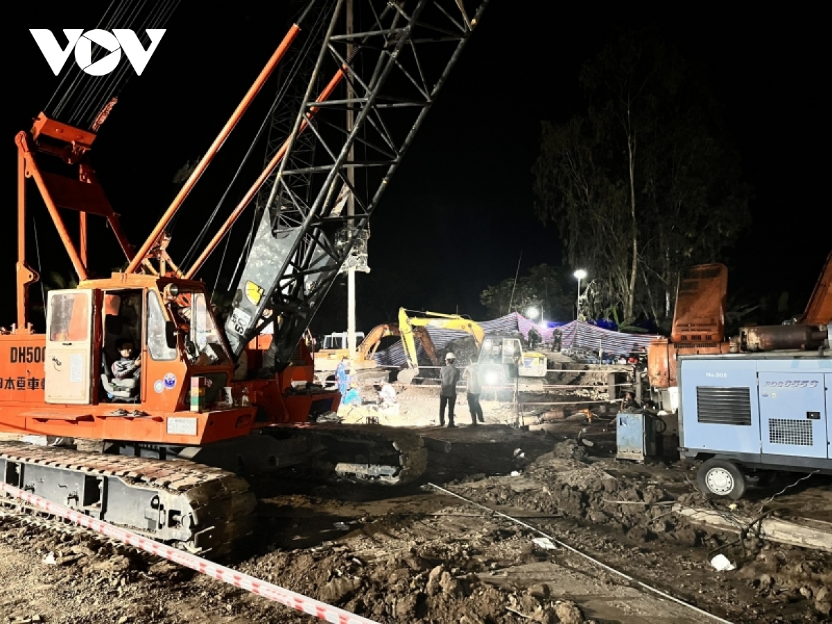 vu em be lot tru be tong Dong thap tim phuong an cuu ho toi uu nhat hinh anh 3